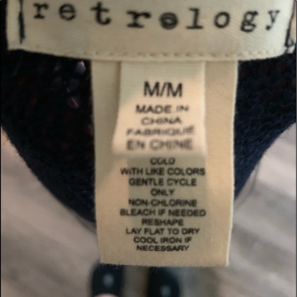 RETROLOGY 3/4 Cardigan - Picture 9 of 11